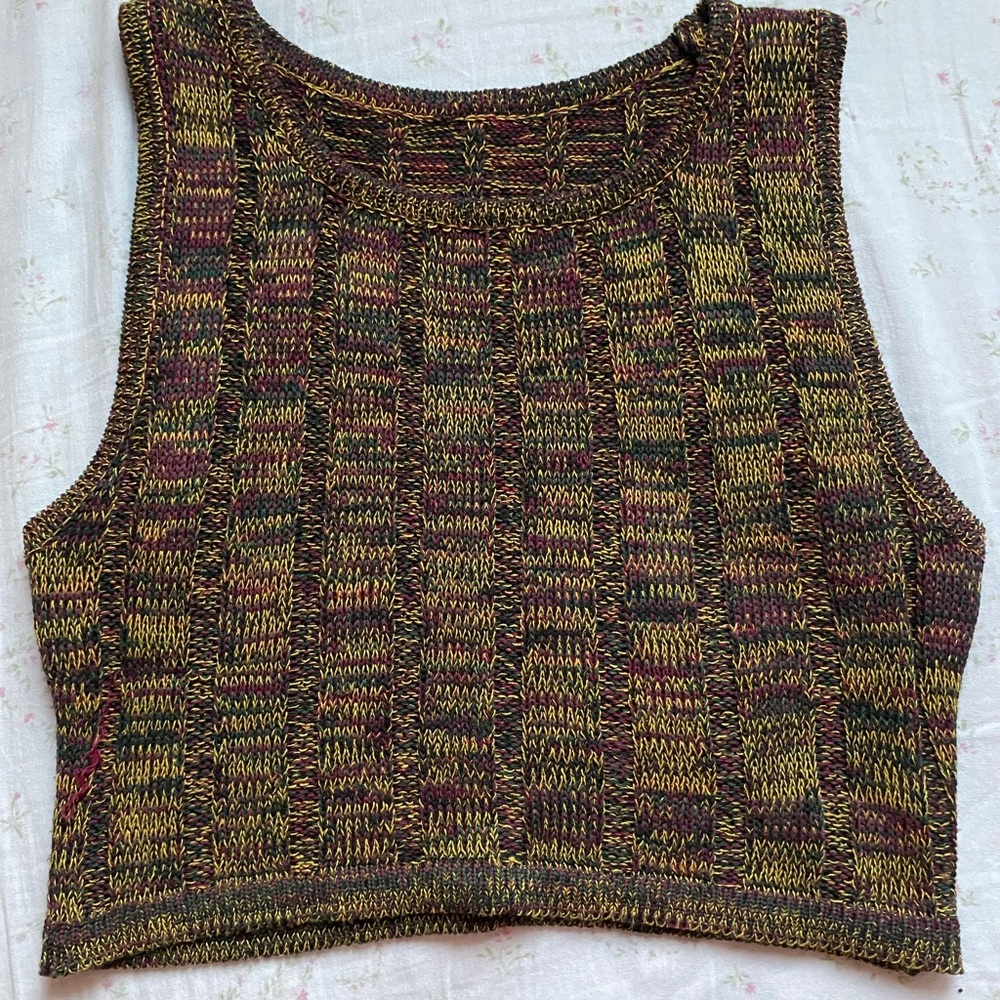 SHEIN Knit Crop Top